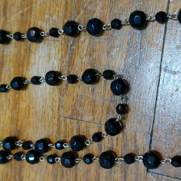 2 ft long black plastic beaded necklace - Picture 2 of 2
